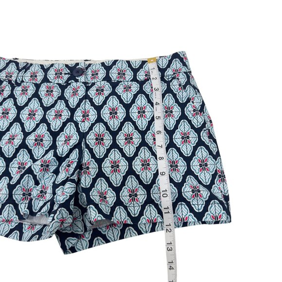 Crown & Ivy Womens Size 4P Floral Patterned Chino Shorts Cotton Blend - Picture 8 of 11